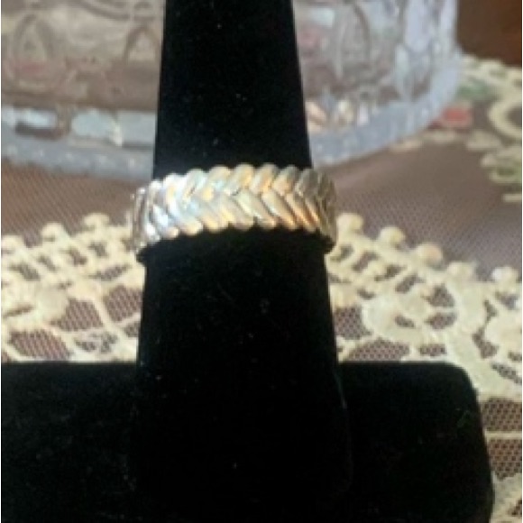 Elegant Silver Braided Ring 49$